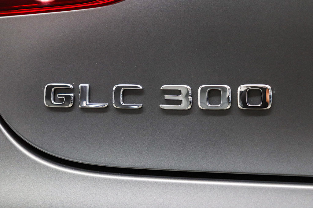 Thumbnail: 2022 Mercedes-Benz GLC - 6