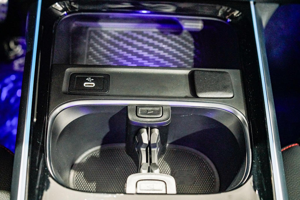 Thumbnail: 2025 Mercedes-Benz GLB - 14