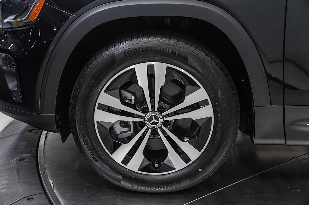 Thumbnail: 2025 Mercedes-Benz GLB - 6