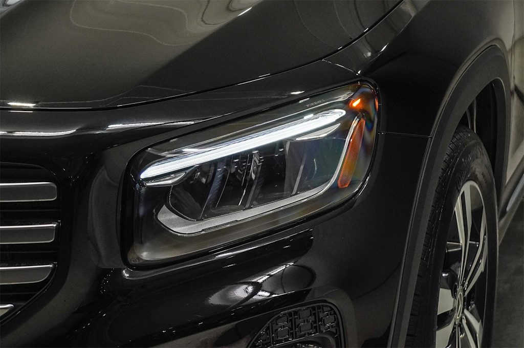 Thumbnail: 2025 Mercedes-Benz GLB - 17