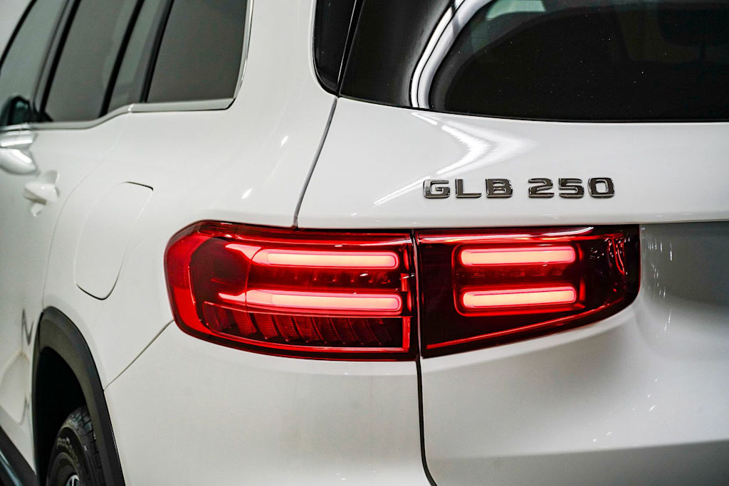 Thumbnail: 2026 Mercedes-Benz GLB - 19
