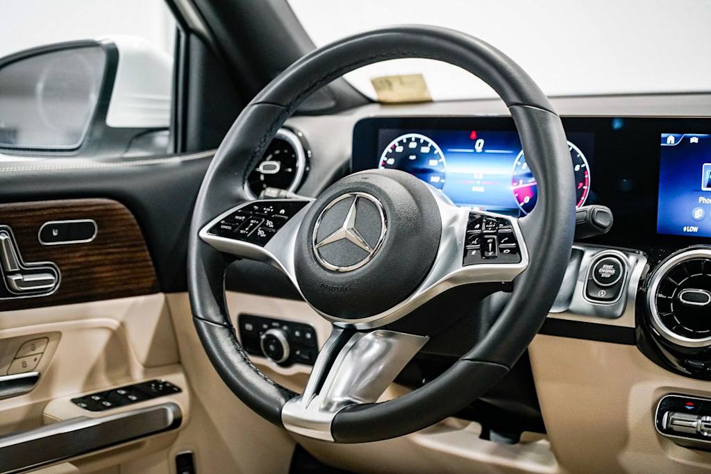 Thumbnail: 2026 Mercedes-Benz GLB - 12