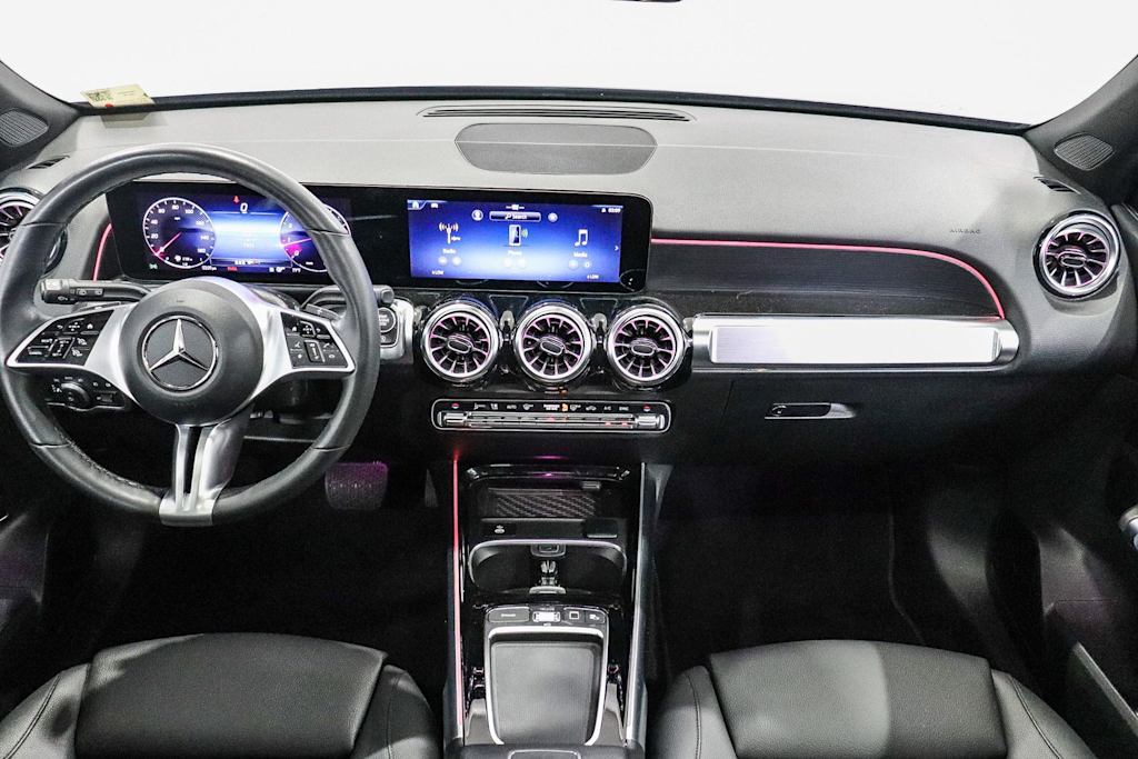 Thumbnail: 2026 Mercedes-Benz GLB - 2