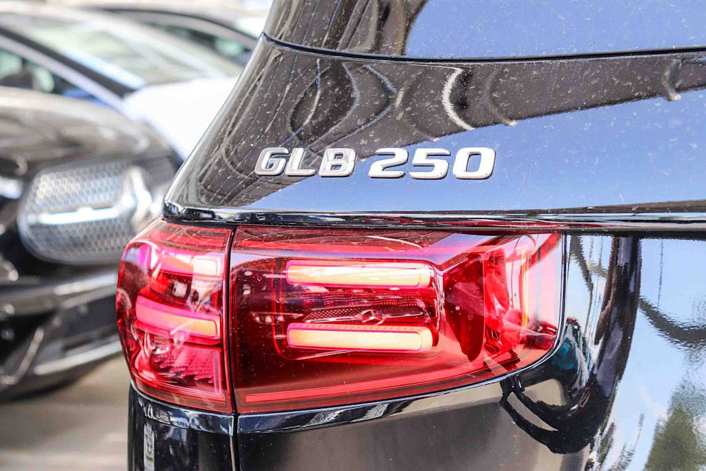 Thumbnail: 2026 Mercedes-Benz GLB - 20
