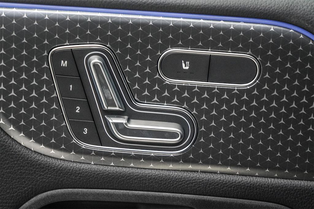 Thumbnail: 2025 Mercedes-Benz GLB - 27