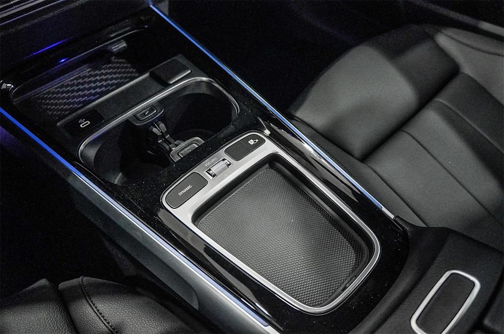 Thumbnail: 2025 Mercedes-Benz GLB - 14