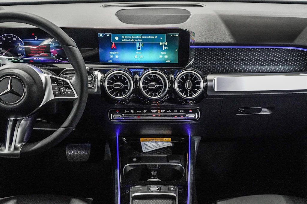 Thumbnail: 2025 Mercedes-Benz GLB - 8