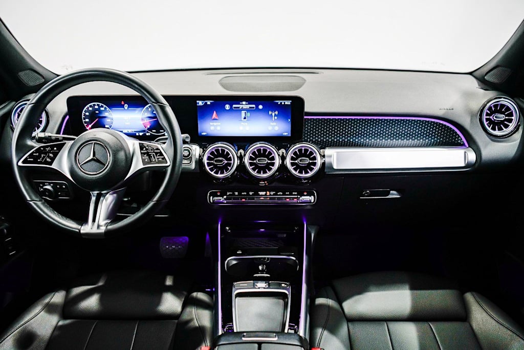 Thumbnail: 2025 Mercedes-Benz GLB - 2