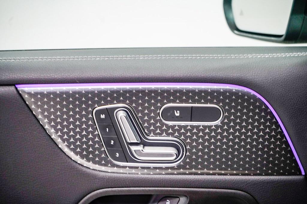 Thumbnail: 2025 Mercedes-Benz GLB - 21