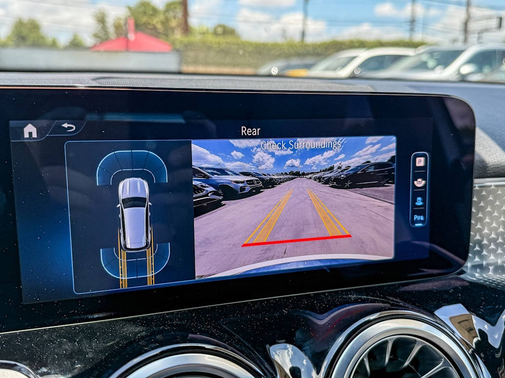 Thumbnail: 2025 Mercedes-Benz GLB - 25