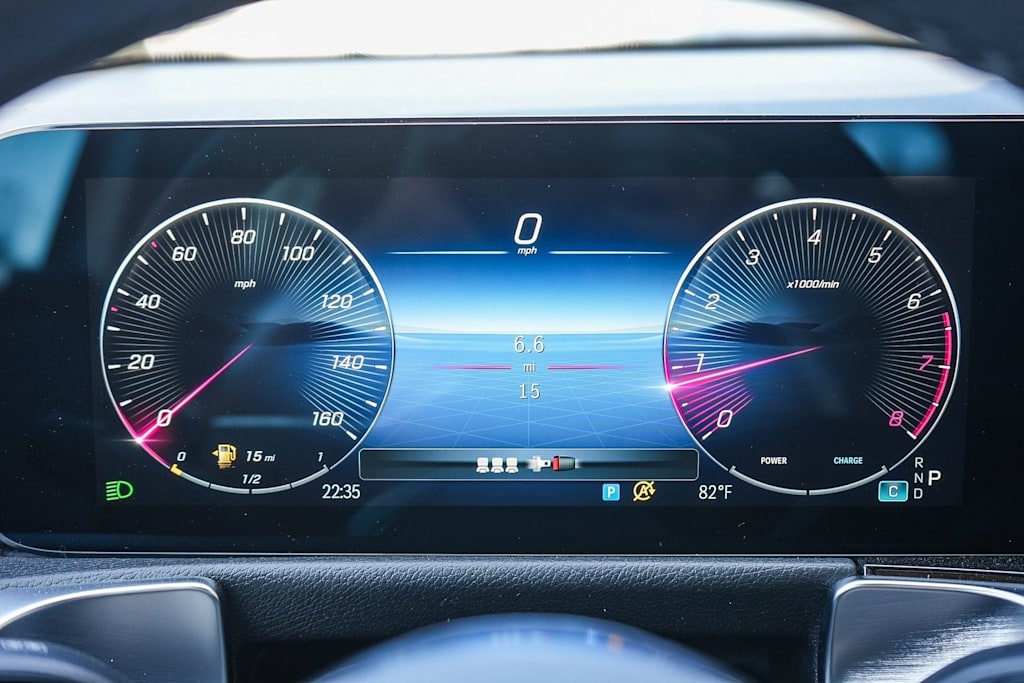 Thumbnail: 2025 Mercedes-Benz GLB - 15