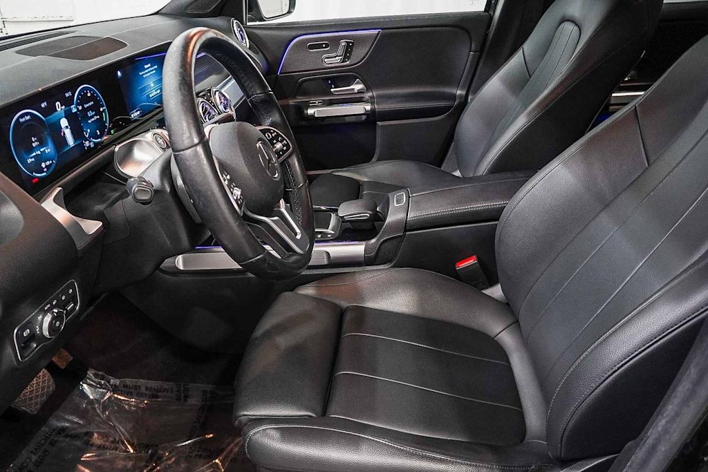 Thumbnail: 2022 Mercedes-Benz GLB - 11