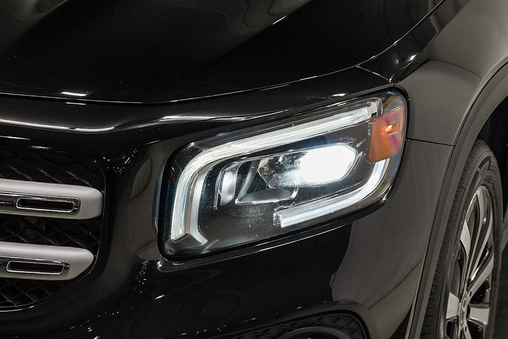 Thumbnail: 2022 Mercedes-Benz GLB - 19