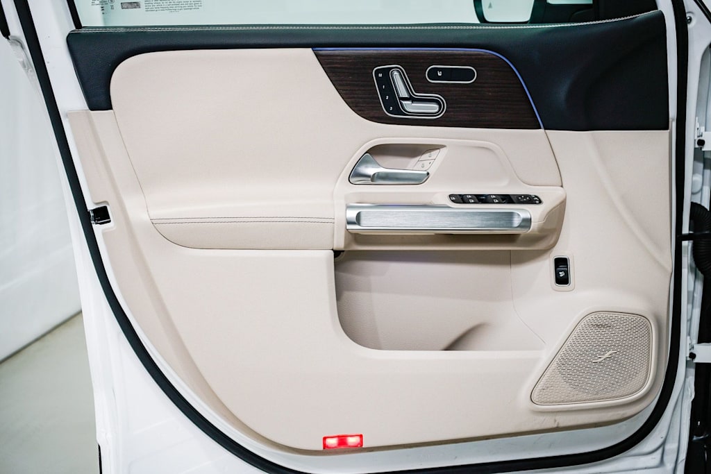 Thumbnail: 2026 Mercedes-Benz GLB - 19