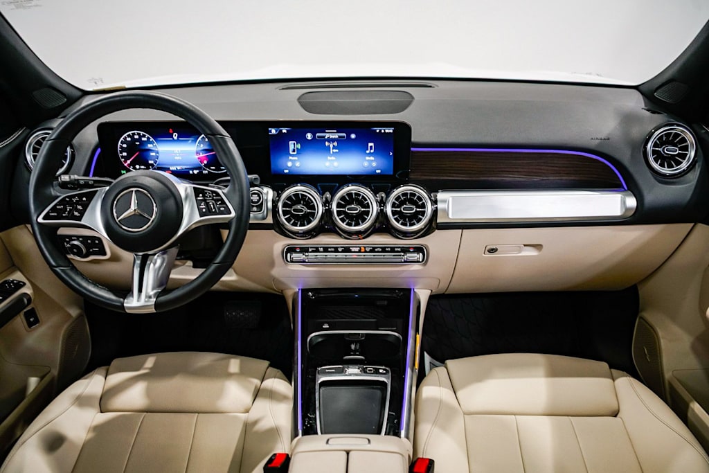 Thumbnail: 2026 Mercedes-Benz GLB - 2