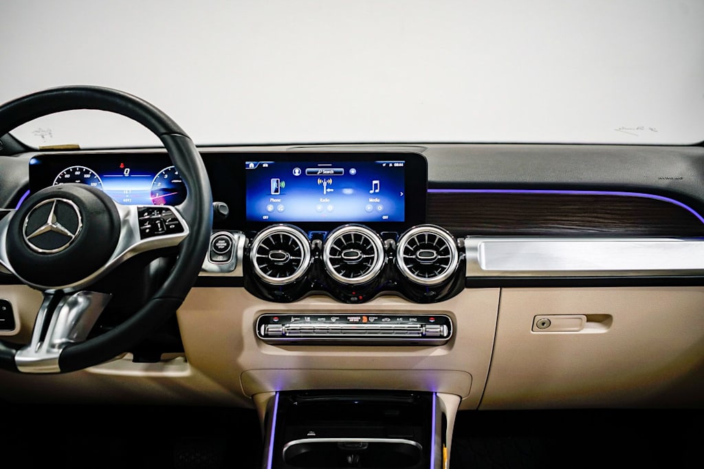 Thumbnail: 2026 Mercedes-Benz GLB - 8