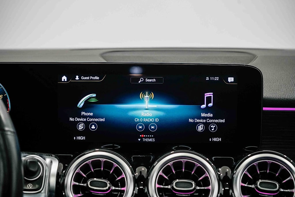 Thumbnail: 2023 Mercedes-Benz GLB - 13