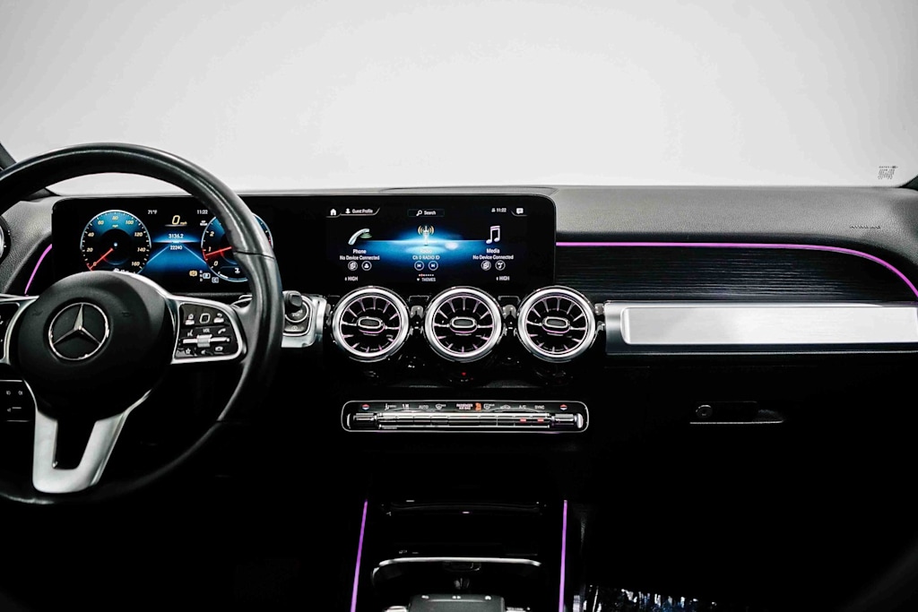 Thumbnail: 2023 Mercedes-Benz GLB - 8