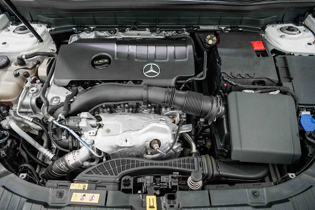 Thumbnail: 2023 Mercedes-Benz GLB - 7