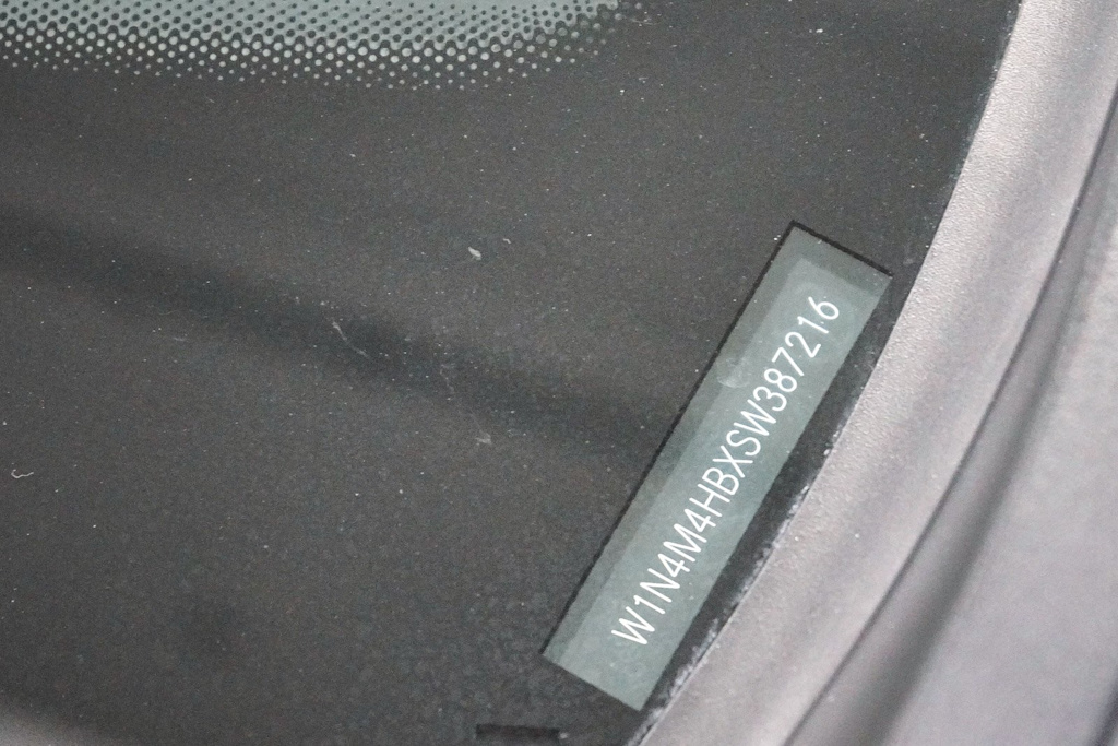 Thumbnail: 2025 Mercedes-Benz GLB - 28