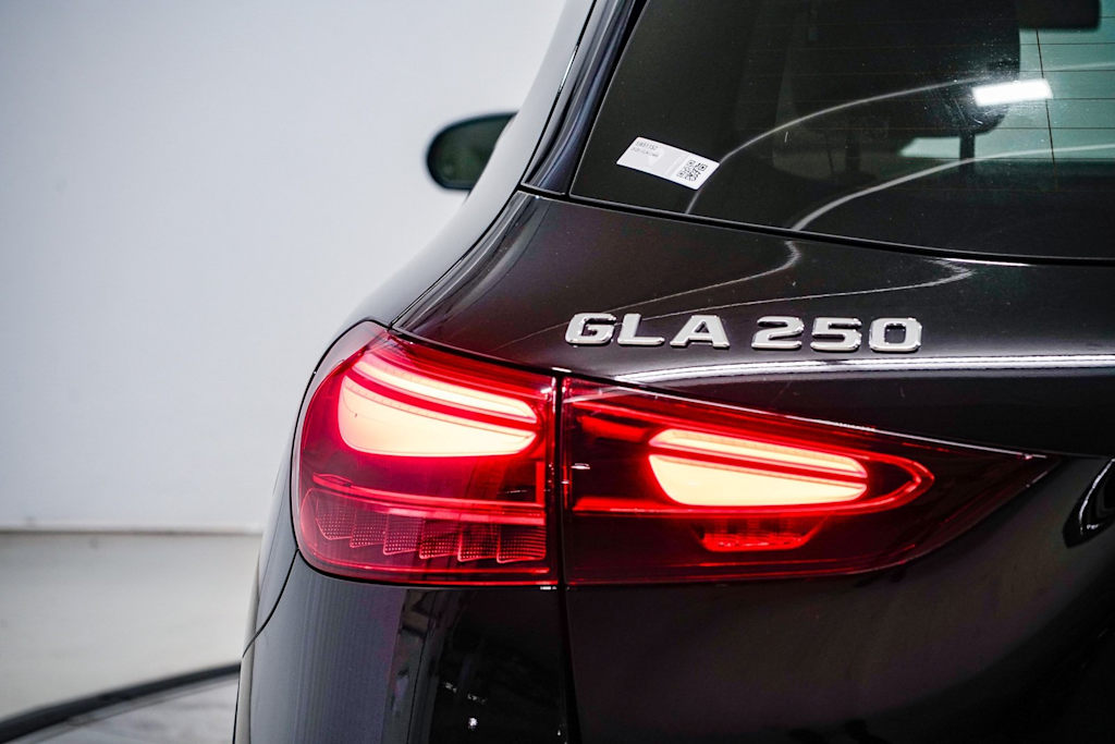 2025 Mercedes-Benz GLA 250 21