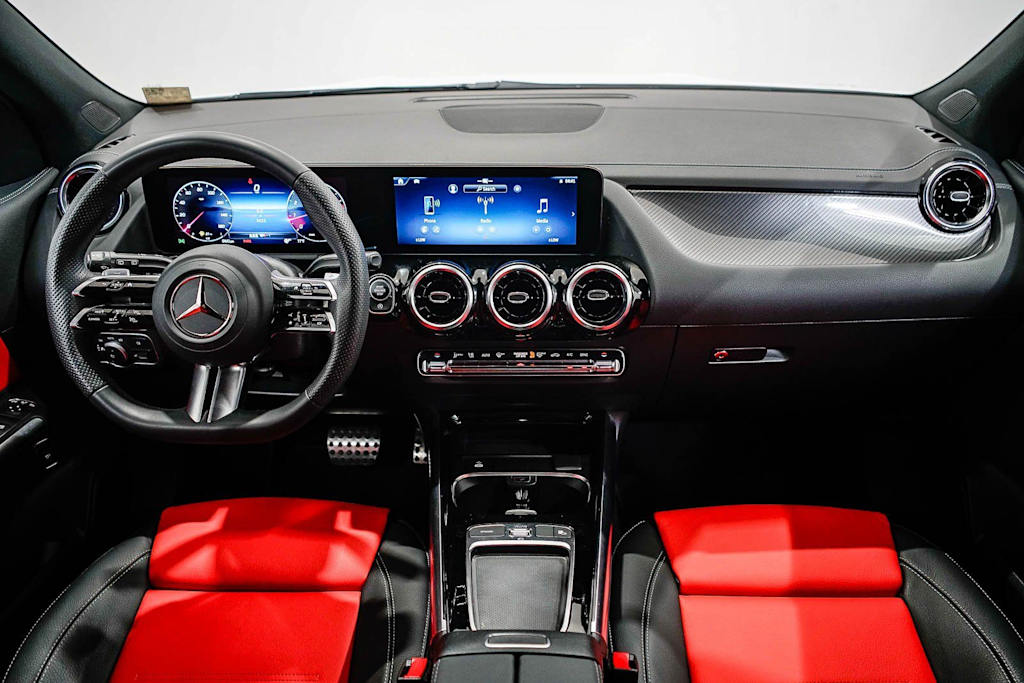 Thumbnail: 2026 Mercedes-Benz GLA - 2