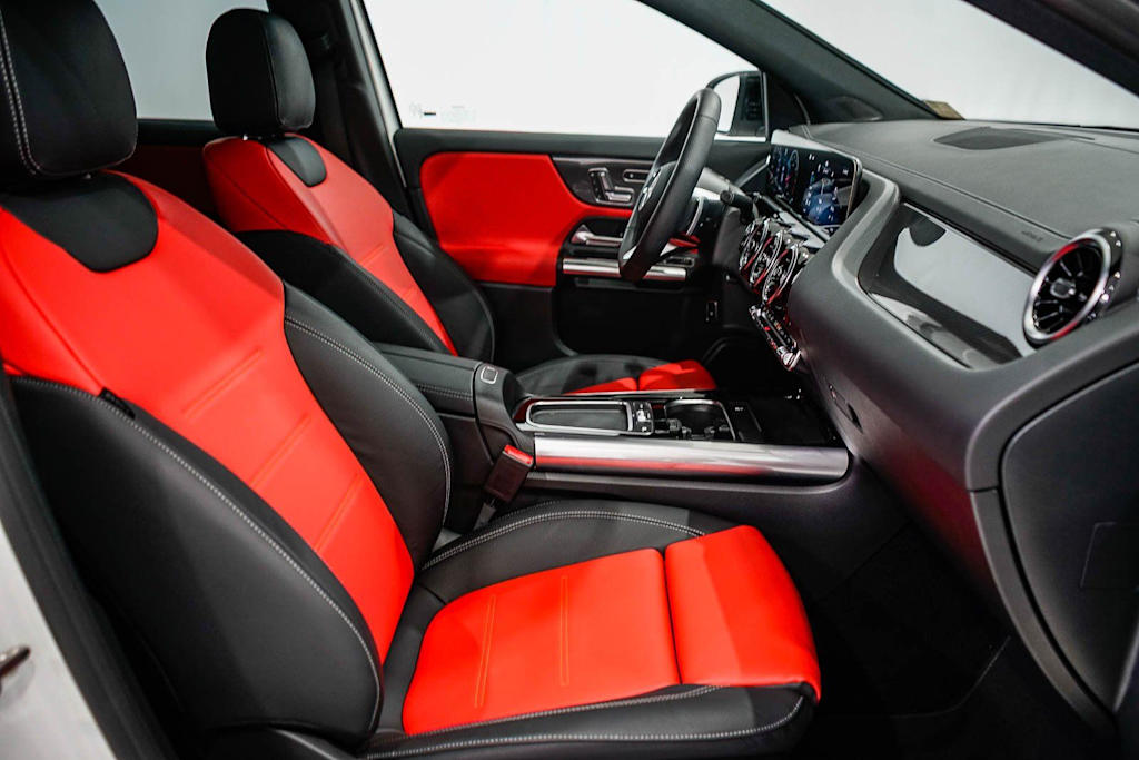 Thumbnail: 2026 Mercedes-Benz GLA - 9