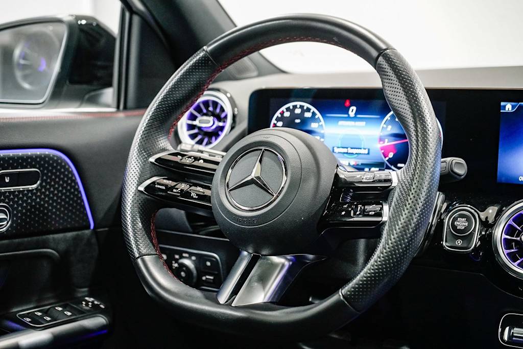 Thumbnail: 2025 Mercedes-Benz GLA - 13