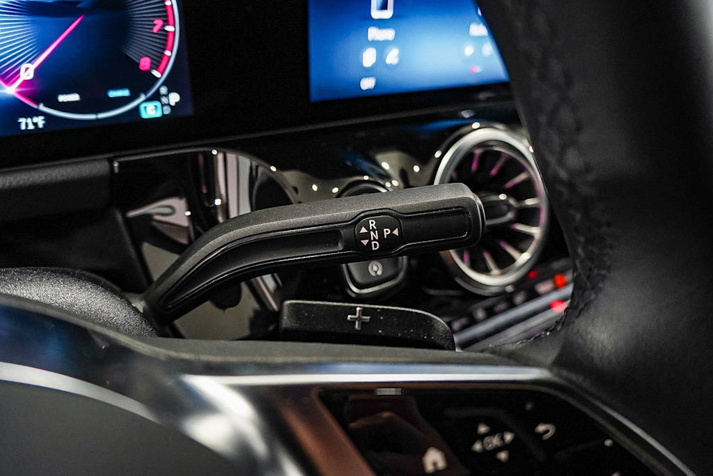 Thumbnail: 2025 Mercedes-Benz GLA - 13