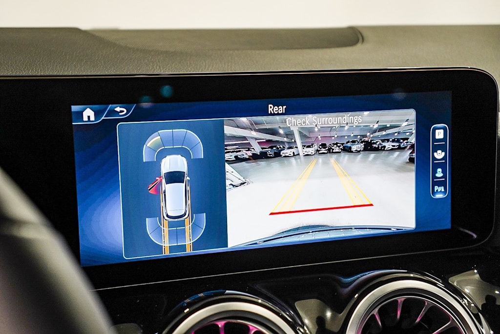 Thumbnail: 2025 Mercedes-Benz GLA - 27