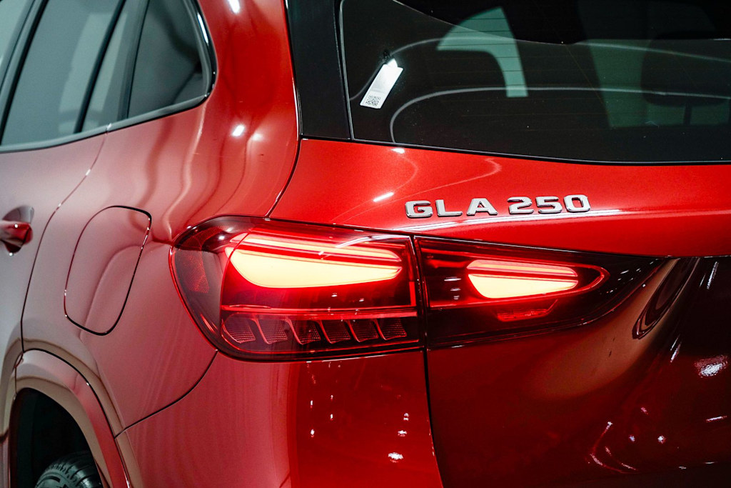 Thumbnail: 2026 Mercedes-Benz GLA - 19