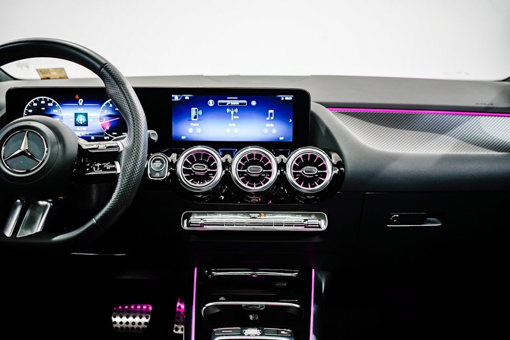 2025 Mercedes-Benz GLA 250 8