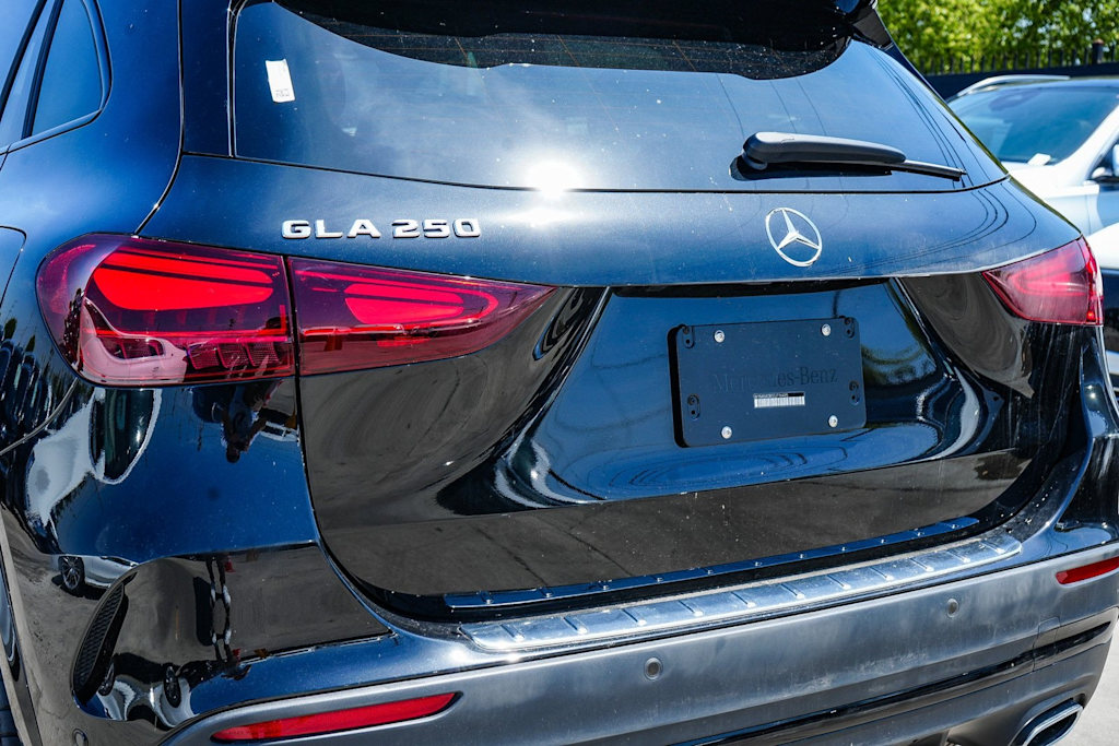 Thumbnail: 2025 Mercedes-Benz GLA - 23