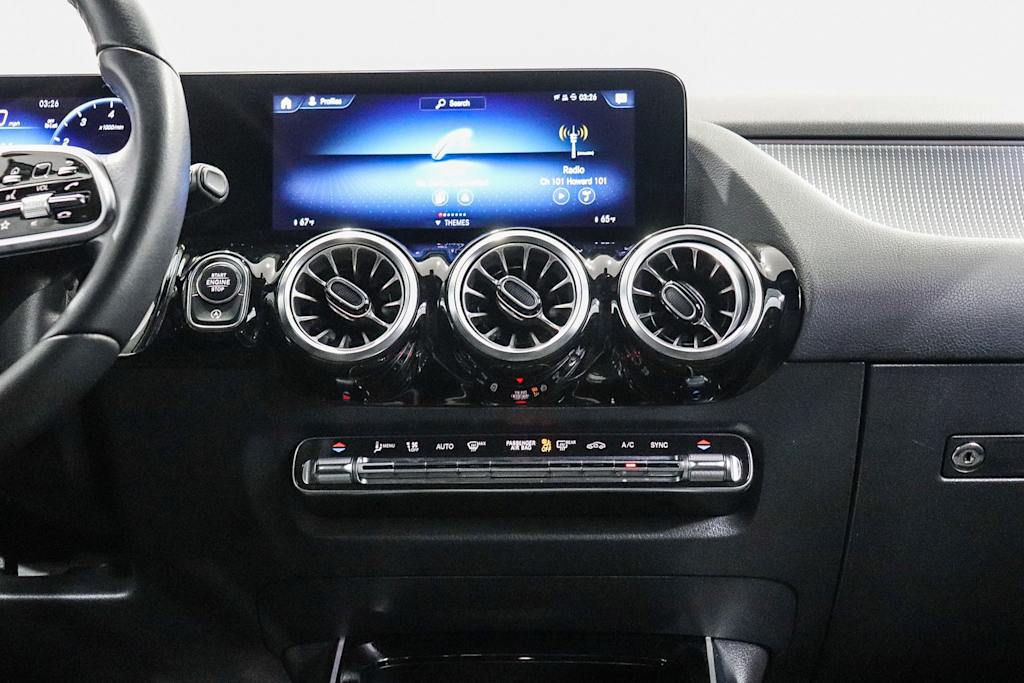 Thumbnail: 2023 Mercedes-Benz GLA - 12