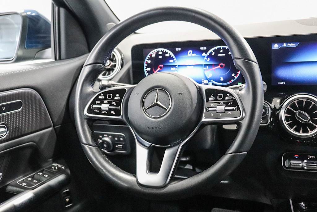 Thumbnail: 2023 Mercedes-Benz GLA - 8