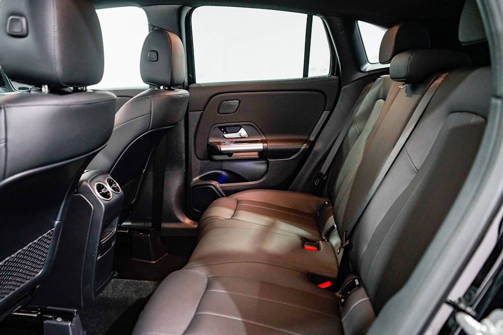 Thumbnail: 2025 Mercedes-Benz GLA - 11