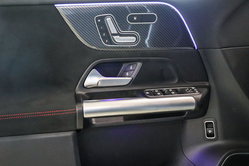 Thumbnail: 2026 Mercedes-Benz GLA - 32