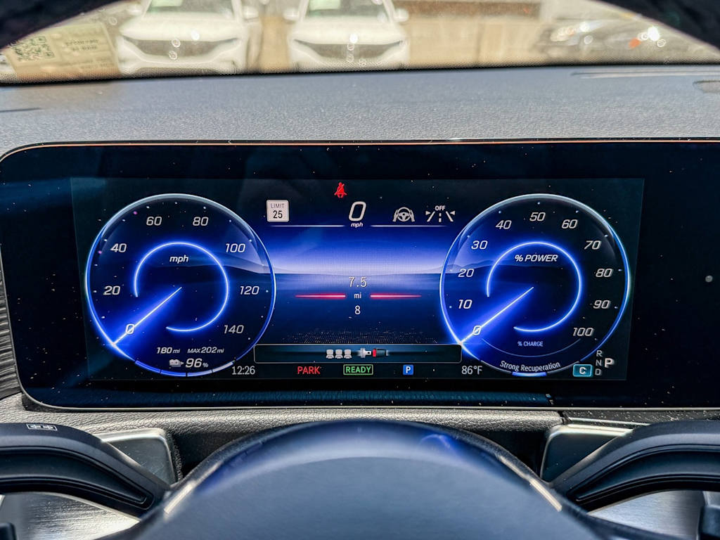 Thumbnail: 2025 Mercedes-Benz EQB - 24