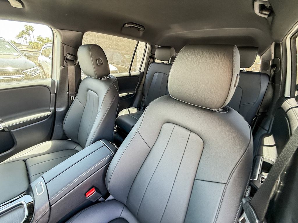 Thumbnail: 2025 Mercedes-Benz EQB - 27