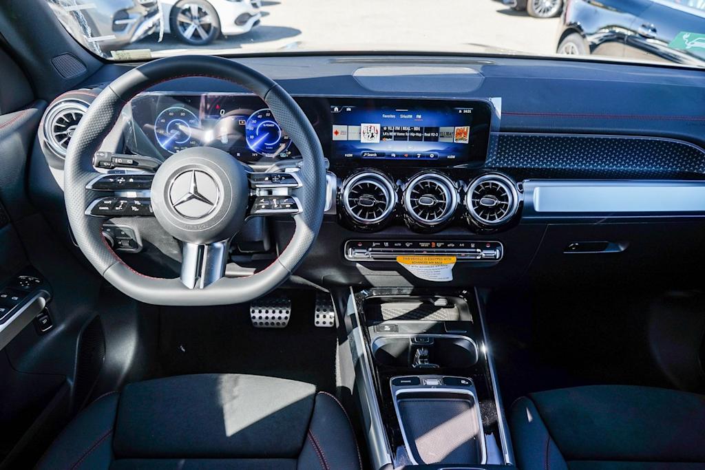 Thumbnail: 2024 Mercedes-Benz EQB - 2