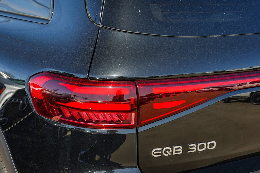 Thumbnail: 2024 Mercedes-Benz EQB - 18