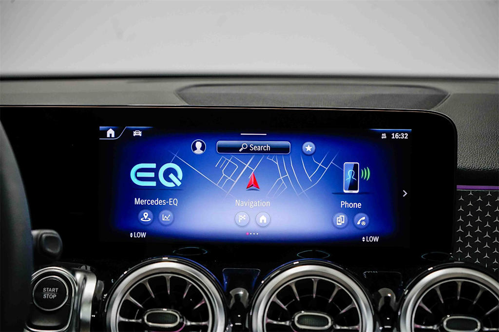 Thumbnail: 2025 Mercedes-Benz EQB - 13