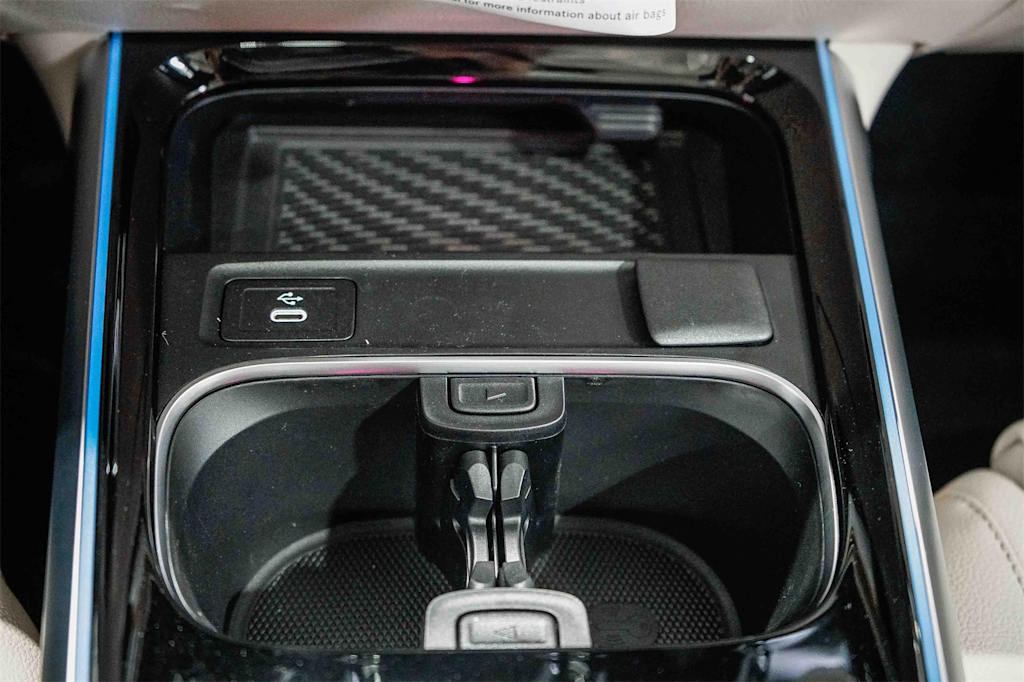 Thumbnail: 2025 Mercedes-Benz EQB - 14