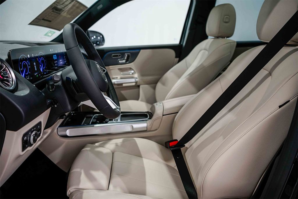 Thumbnail: 2025 Mercedes-Benz EQB - 10