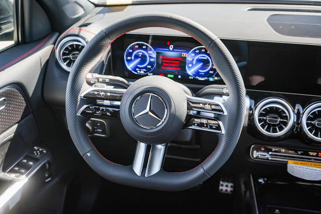 Thumbnail: 2024 Mercedes-Benz EQB - 13