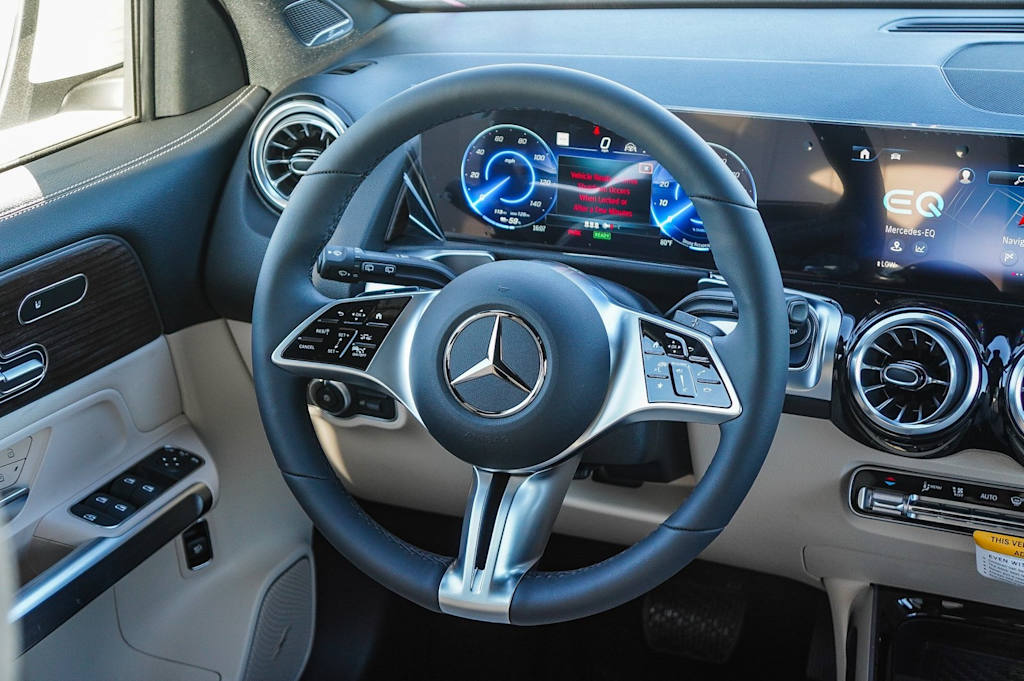 Thumbnail: 2025 Mercedes-Benz EQB - 13