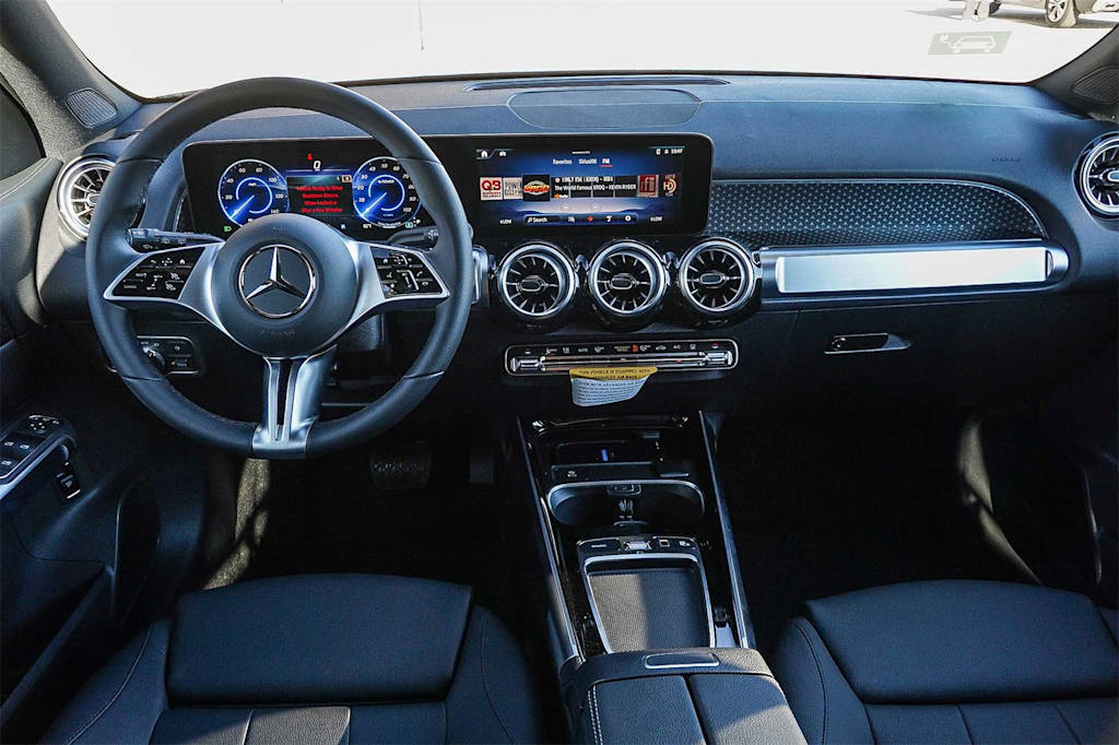 Thumbnail: 2025 Mercedes-Benz EQB - 2