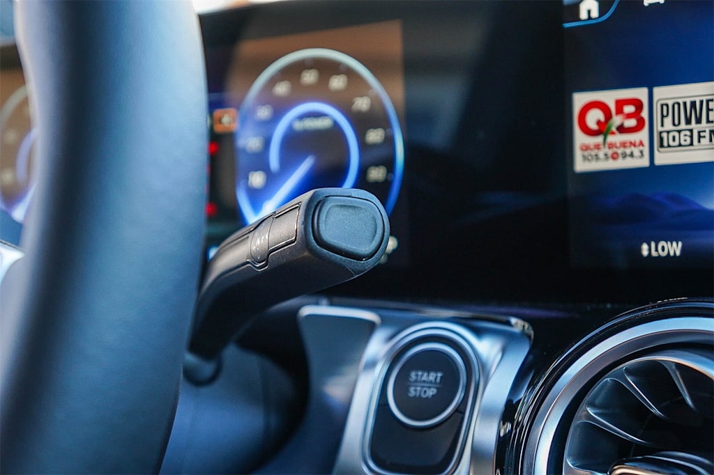 Thumbnail: 2025 Mercedes-Benz EQB - 15