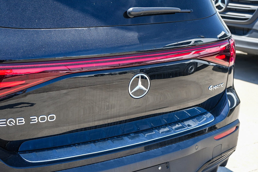 Thumbnail: 2024 Mercedes-Benz EQB - 19