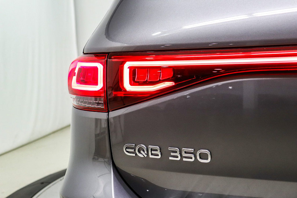 Thumbnail: 2023 Mercedes-Benz EQB - 6
